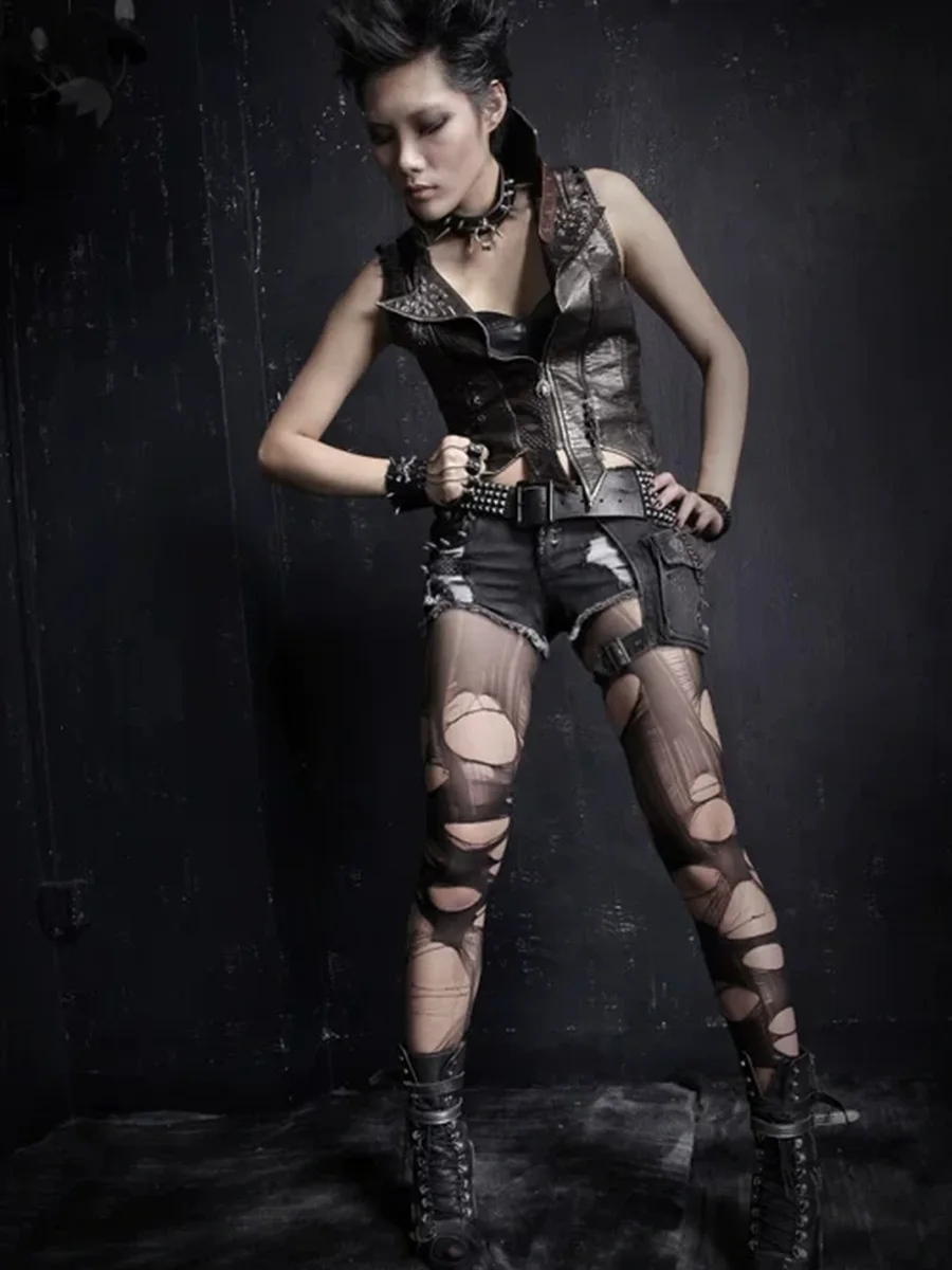 GTLLT | Punk Distressed Studded Denim Shorts - 4