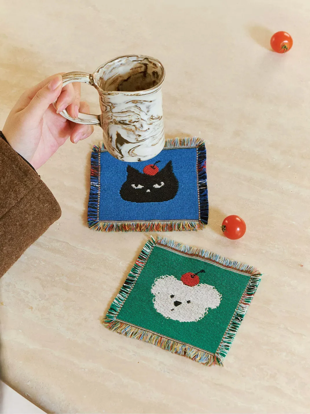 SOREMO | Woven Illustrated Fringe Coasters