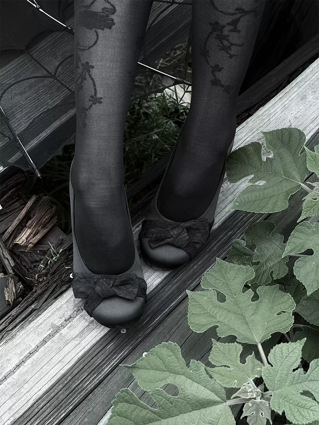 Dolly Bae | Black Satin Bow Sculpted Heel Pumps