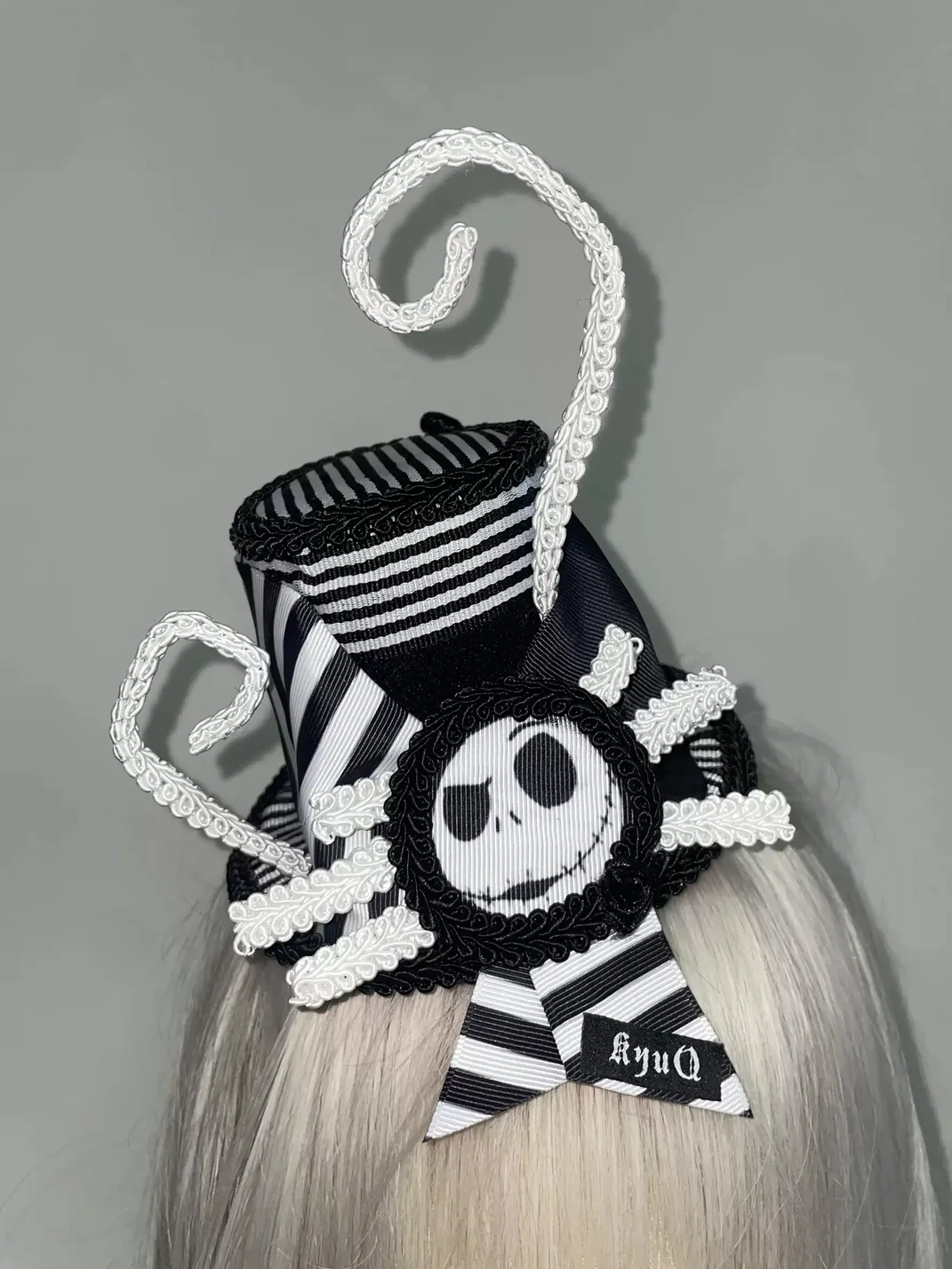 Ankh Heart | Striped Skull Mini Top Hat Accessory