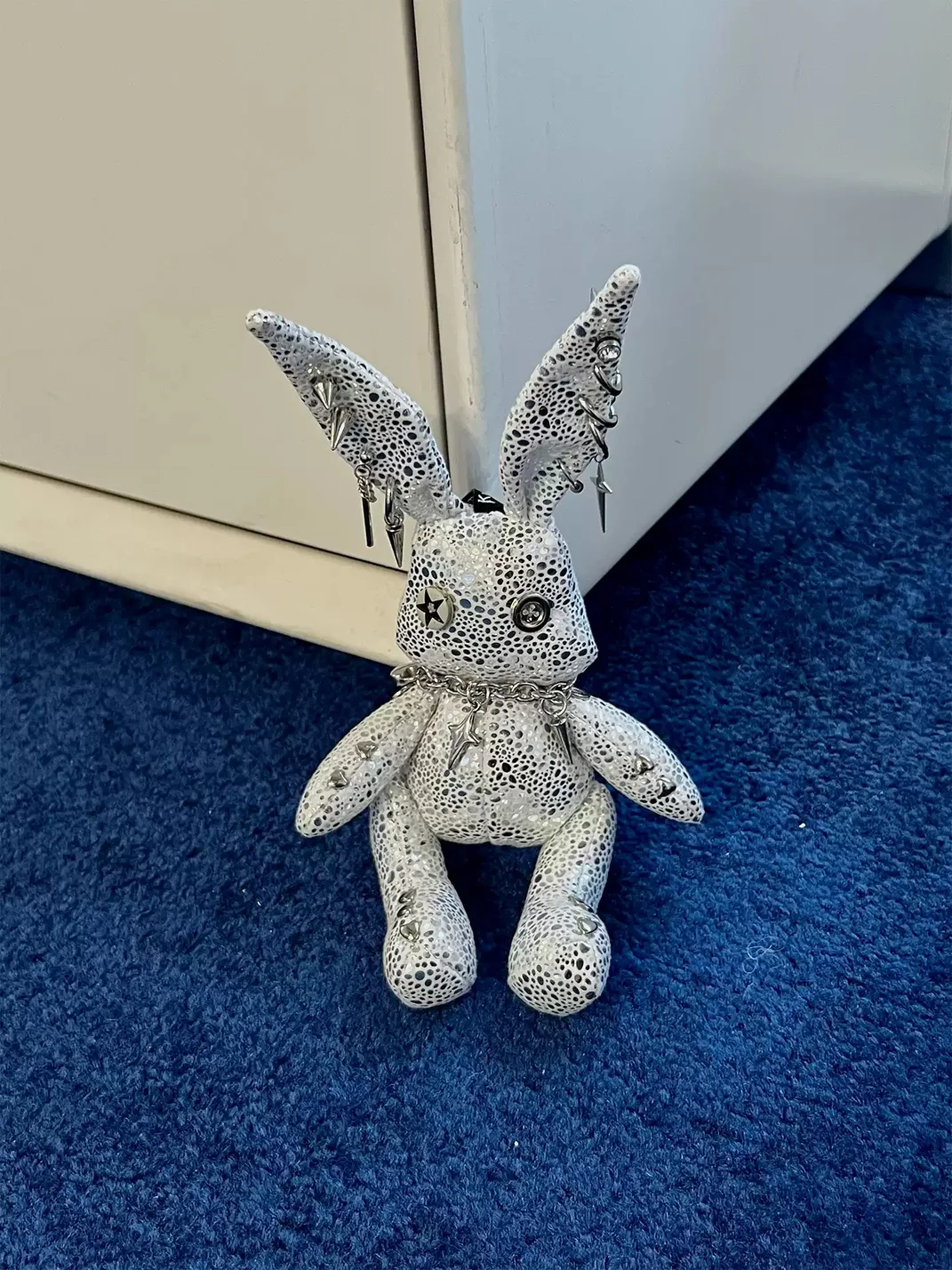 Kuroutaya | Y2K Studded Rabbit Plush Keychain