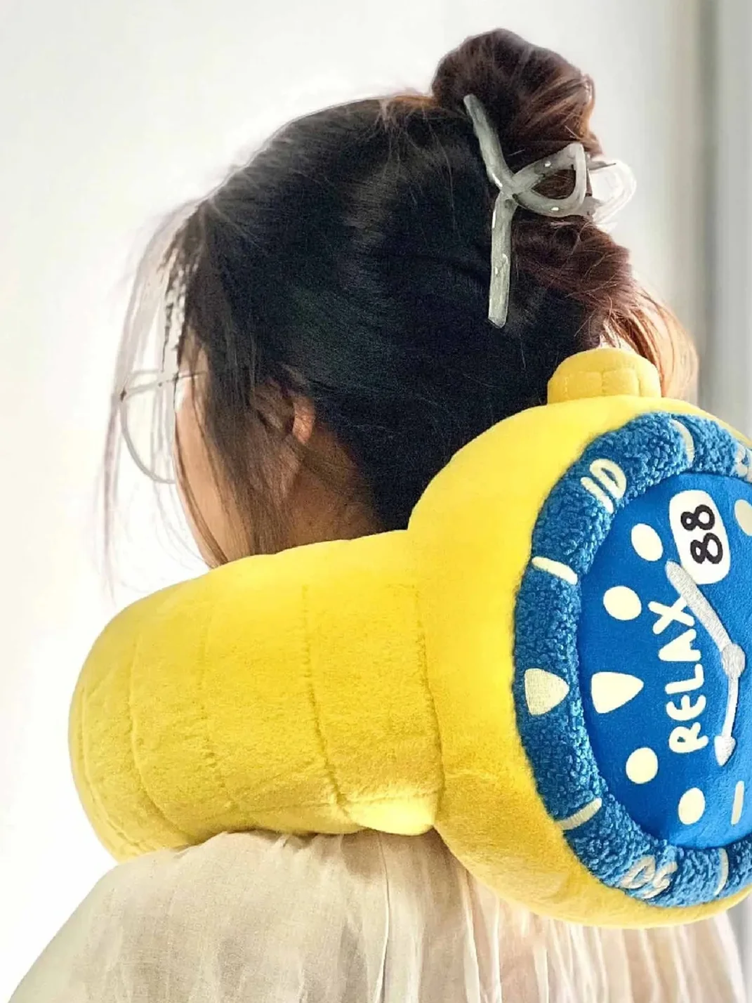POPSUNDAY | Plush Watch-Shaped U-Shaped Neck Pillow