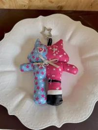 Kuroutaya | Star Pattern Colorblock Plush Cat Keychain