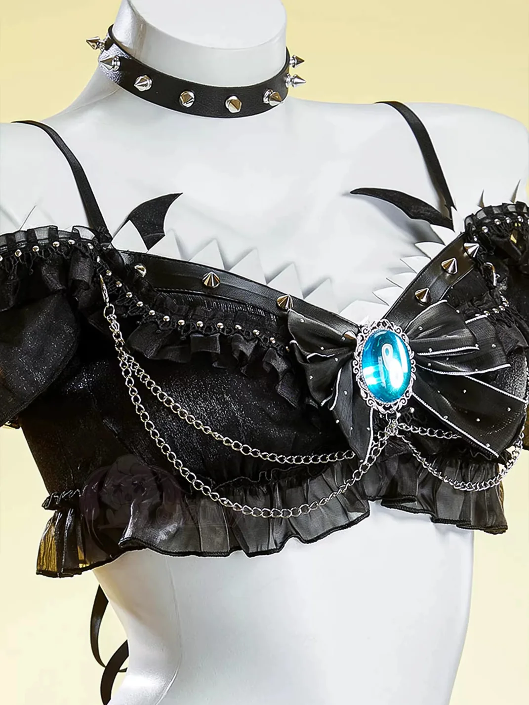 Bbunny | Off-Shoulder Cropped Top And Skirt Set