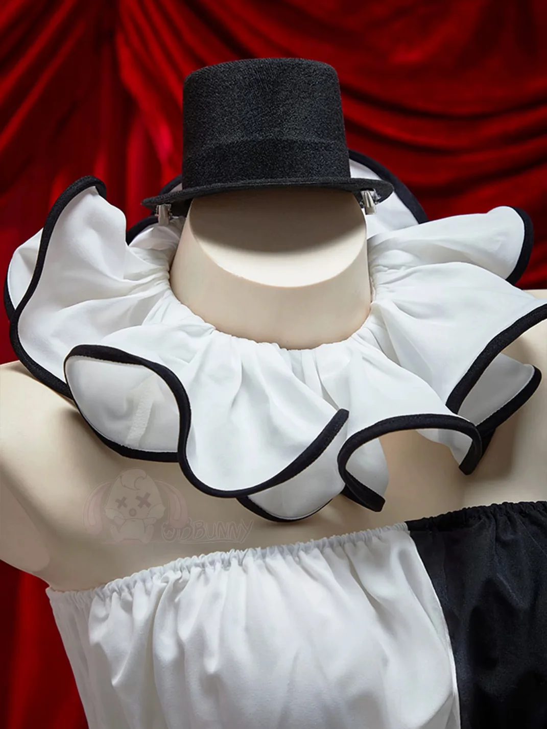 Bbunny | Gothic Black And White Jester Costume Set