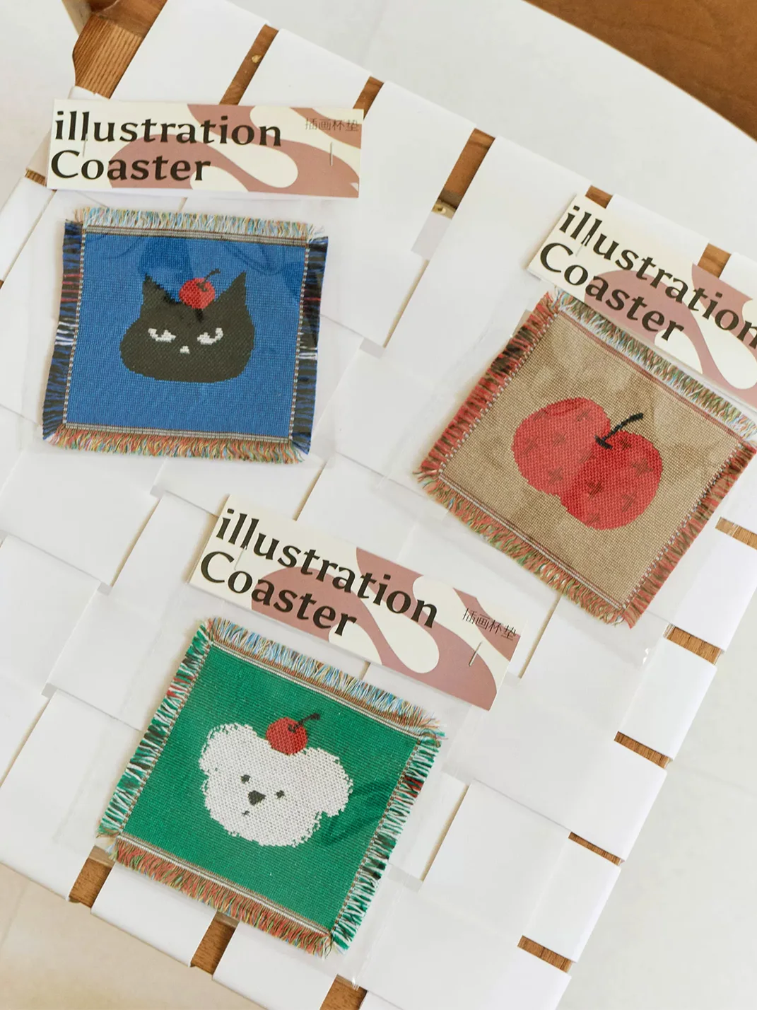 SOREMO | Woven Illustrated Fringe Coasters