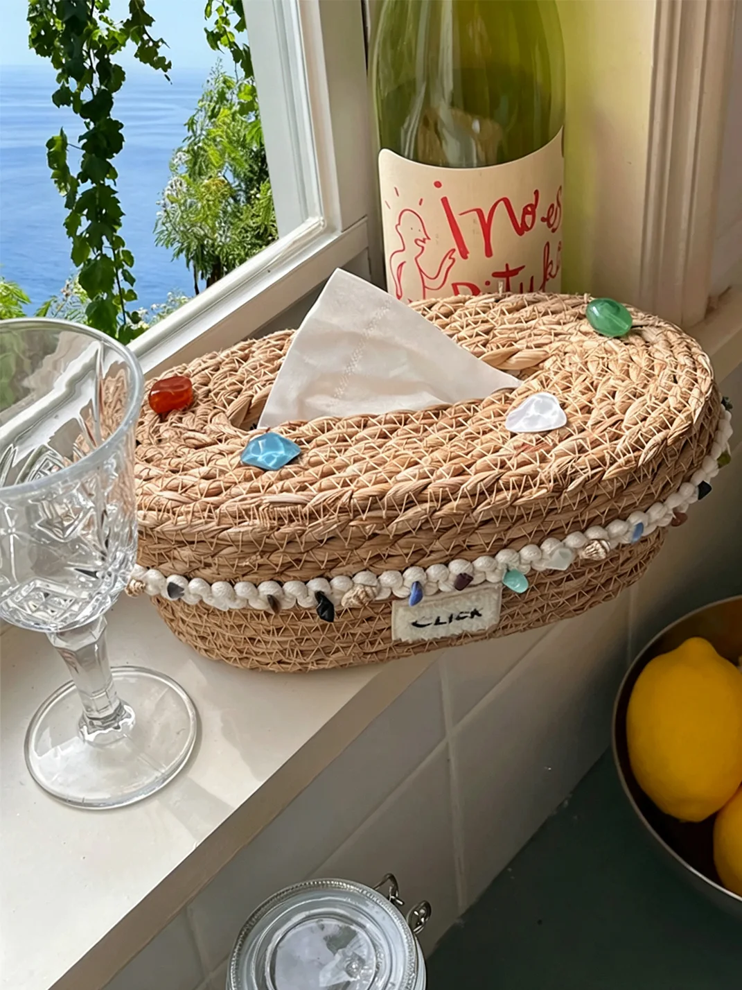 Click | Handwoven Straw Tissue Storage Box