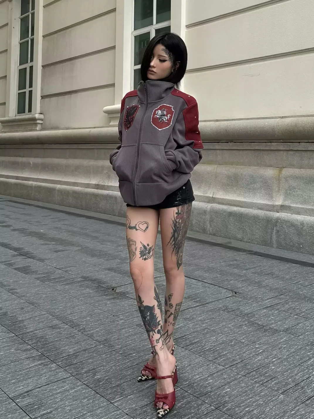 PAIKI | Knight Colorblock Stand Collar Fleece Sweatshirt