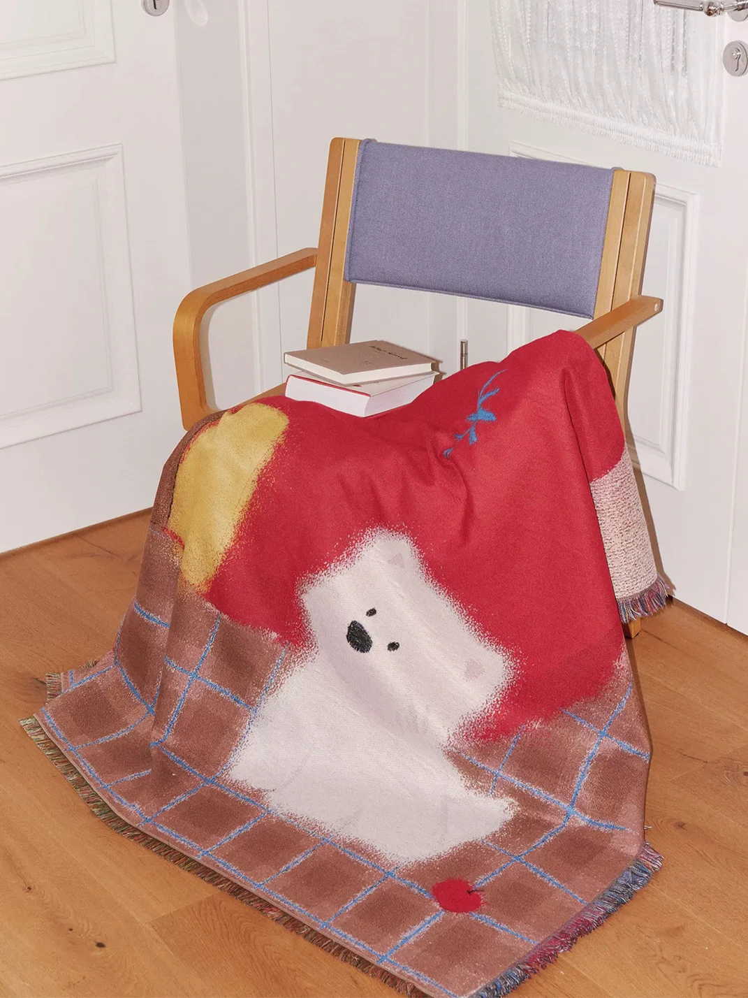 SOREMO | Apple House Jacquard Woven Throw Blanket