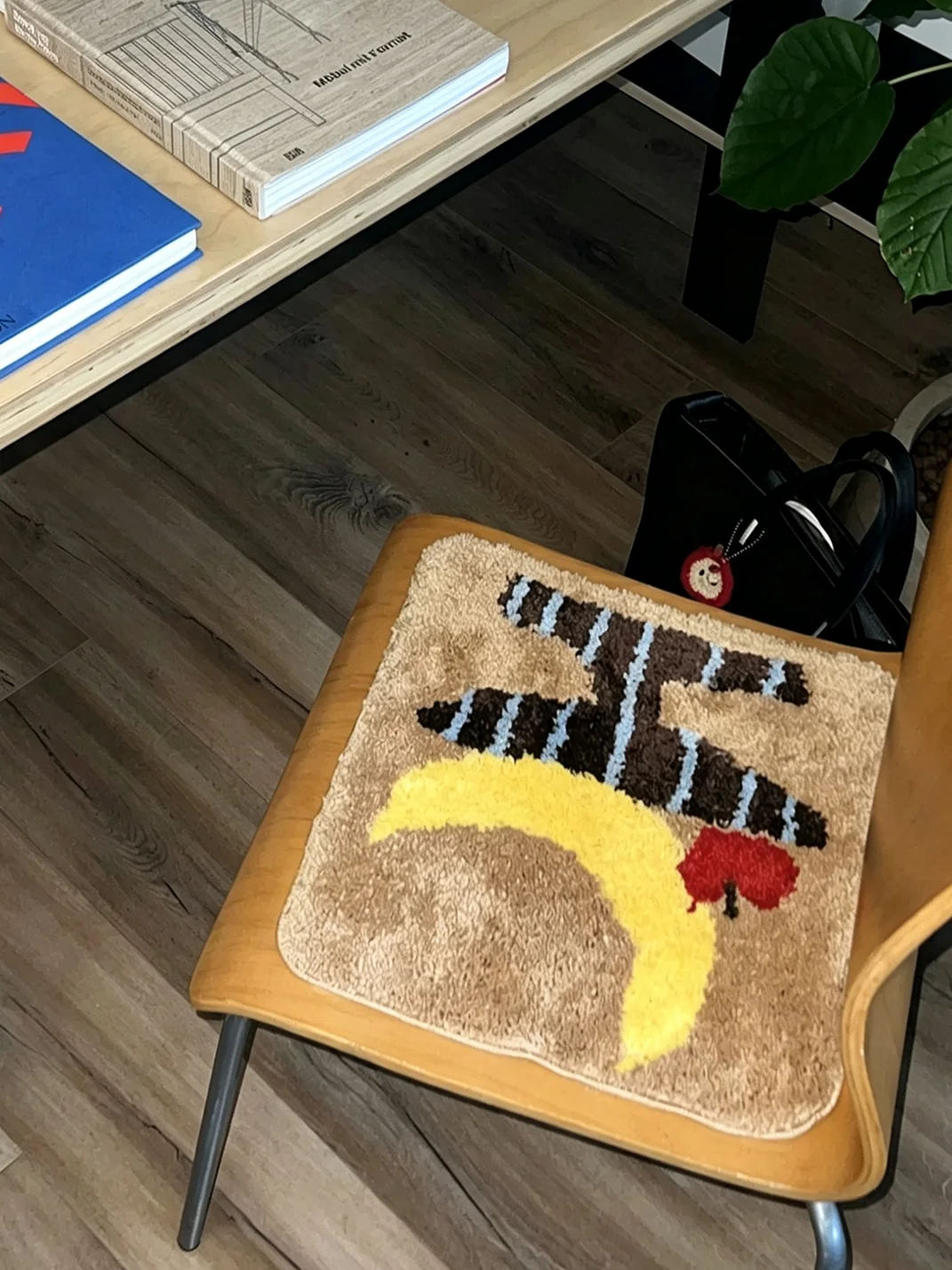 Click | Tufted Celestial Horse Chair Cushion