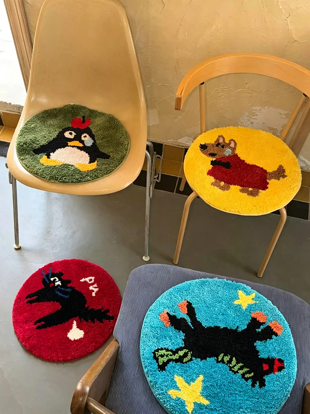 Click | Round Cartoon Animal Tufted Chair Cushion