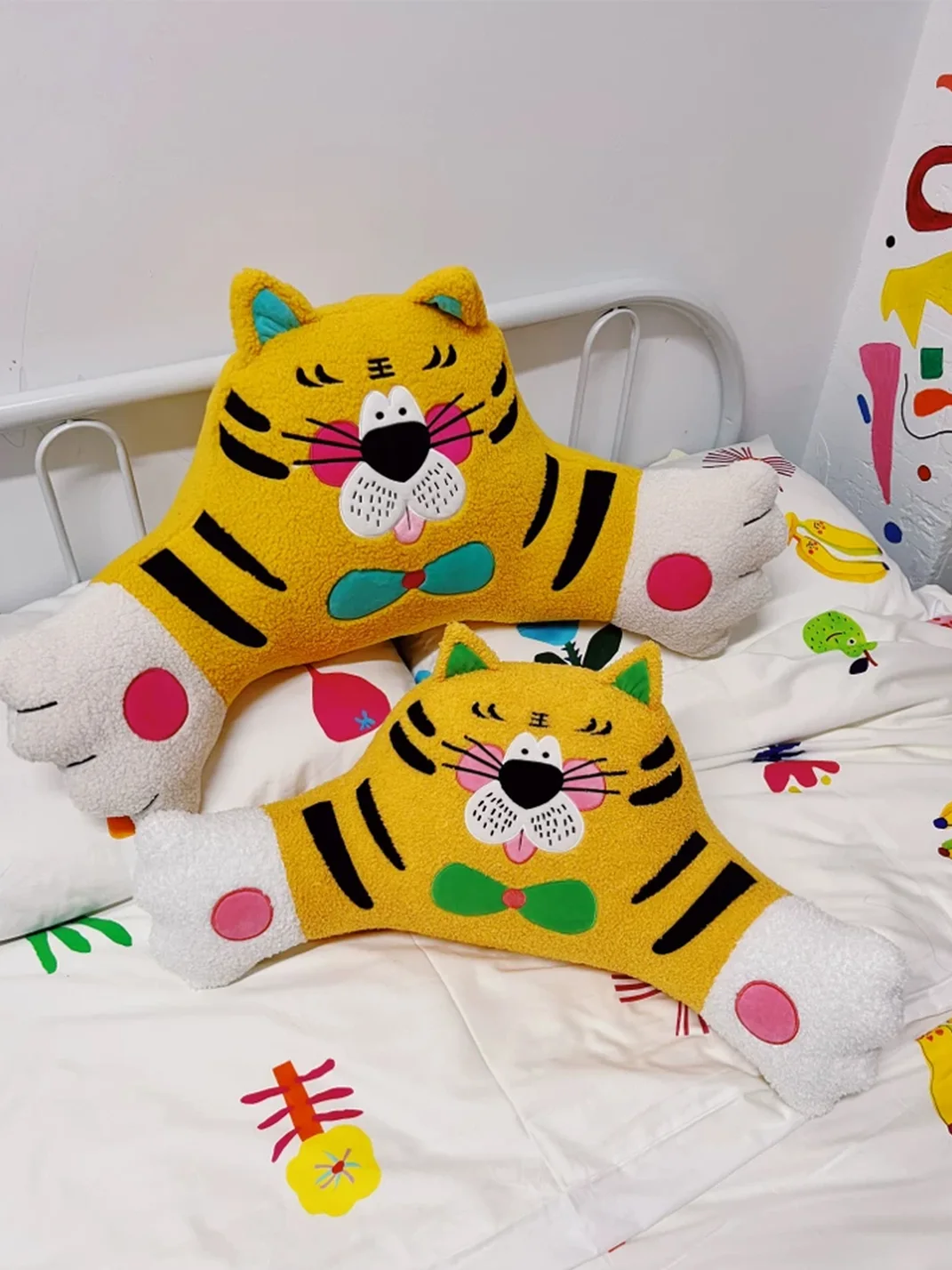 Uodycoco | Cute Tiger Plush Lumbar Support Pillow