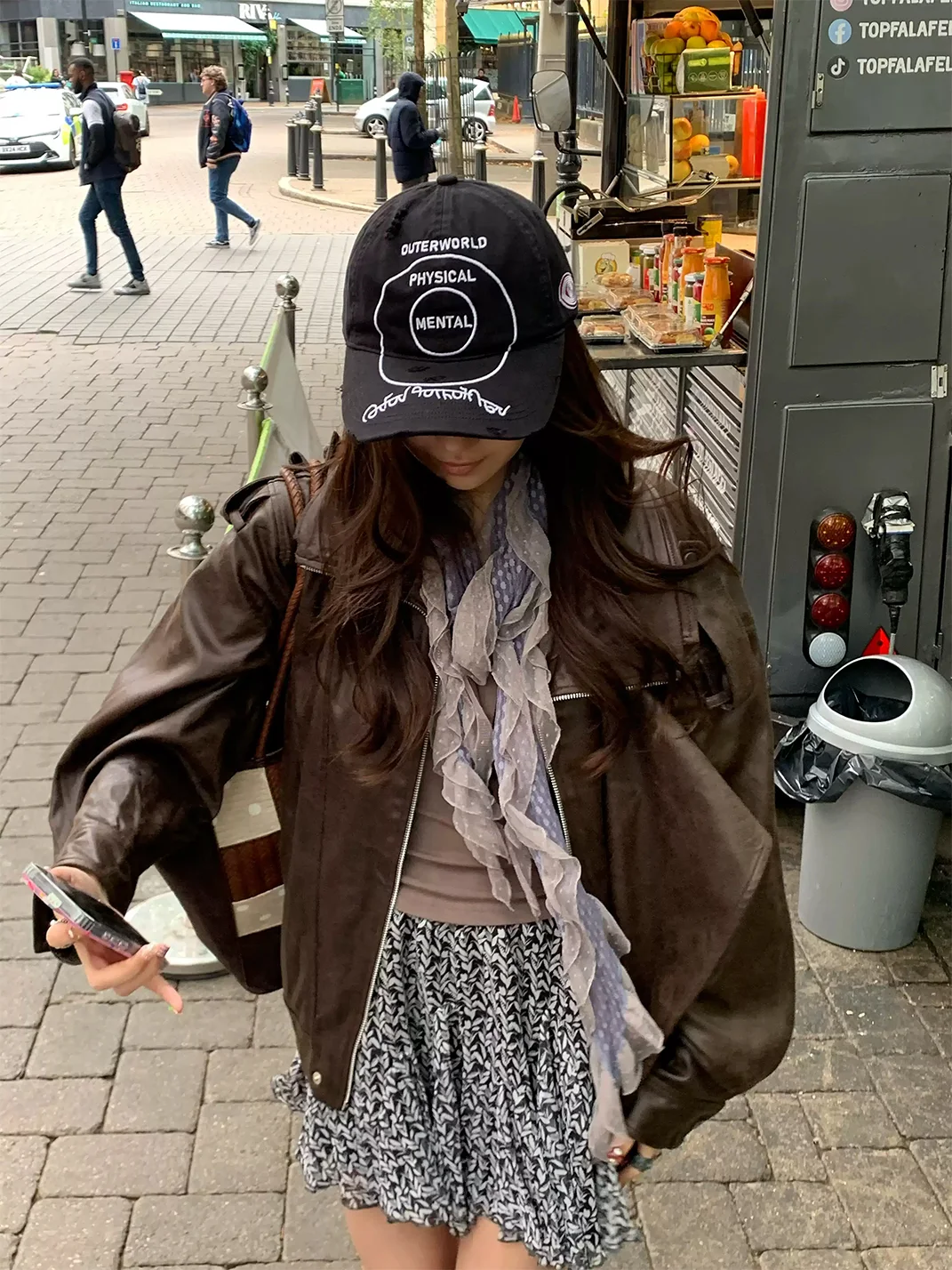 REDRINSE | Distressed Embroidered Washed Curved Brim Baseball Cap