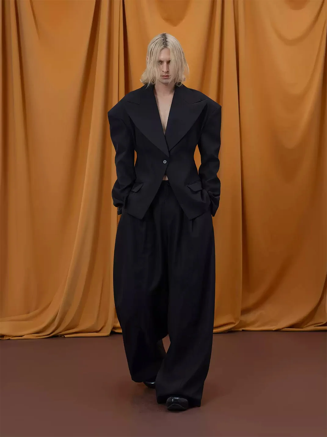 CLP | Pleated Wide Leg Trousers
