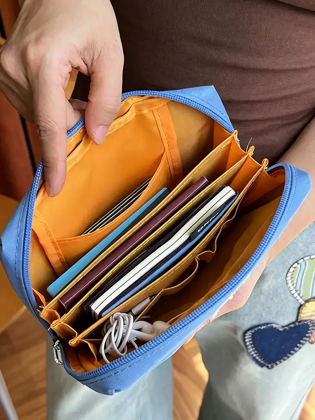 Click | Heart Patch Multi-Compartment Travel Organizer Pouch