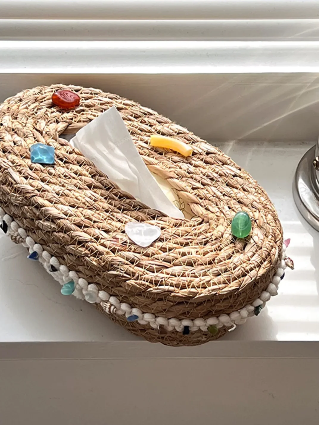 Click | Handwoven Straw Tissue Storage Box