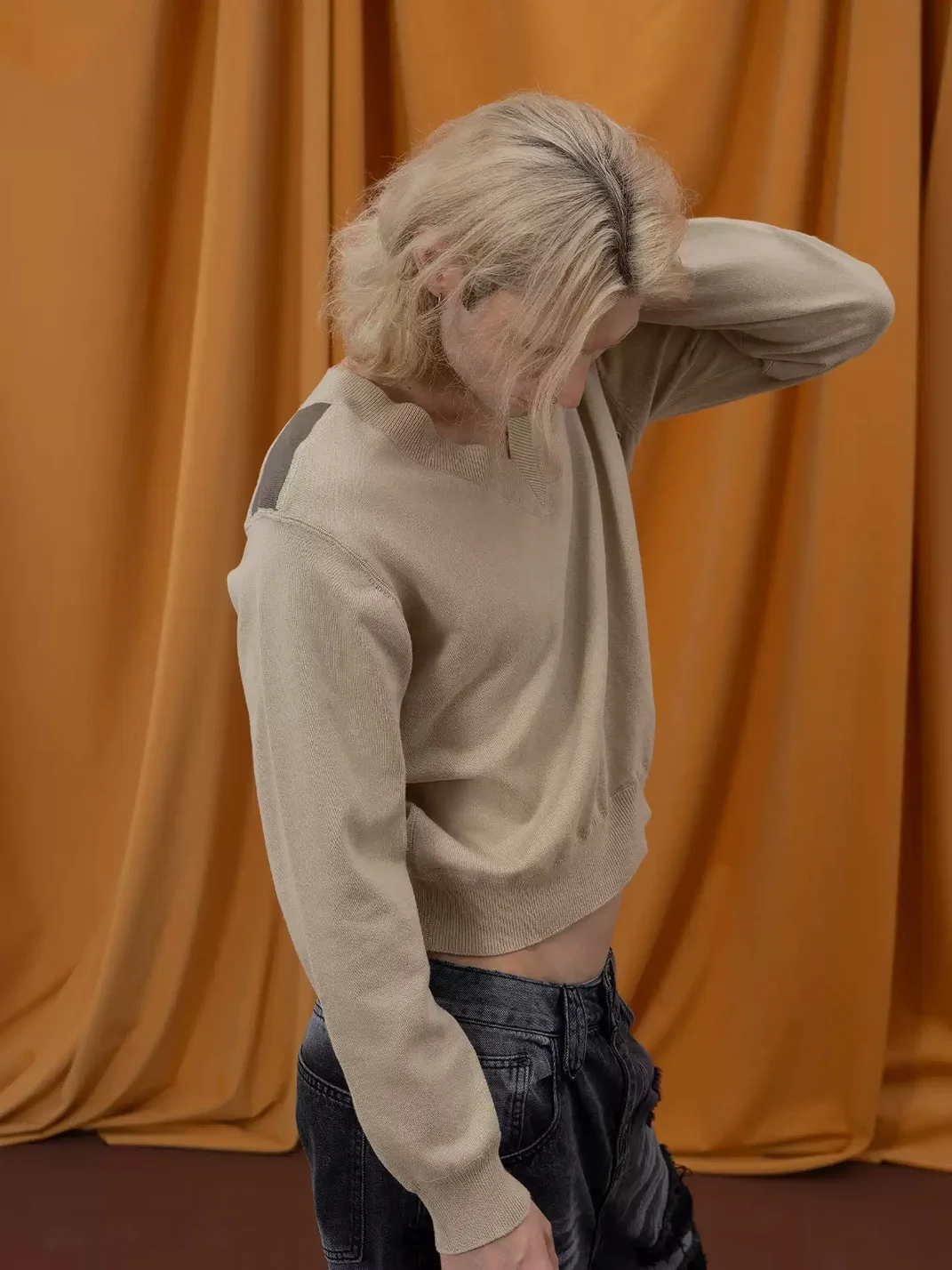 CLP | V-Neck Epaulet Cropped Cotton Knit Sweater