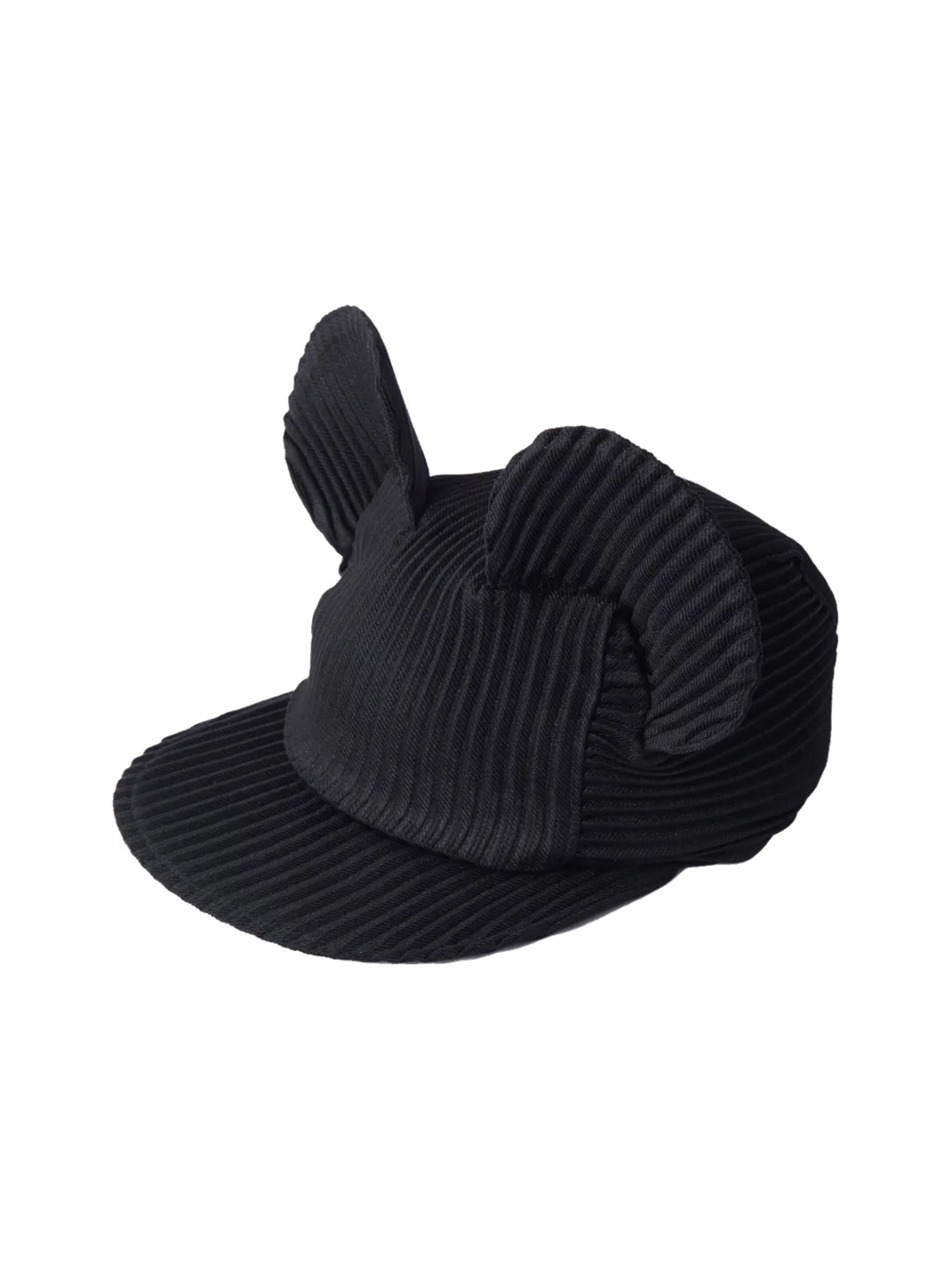 6CRAYON | Black Pleated Mouse Ear Baseball Cap