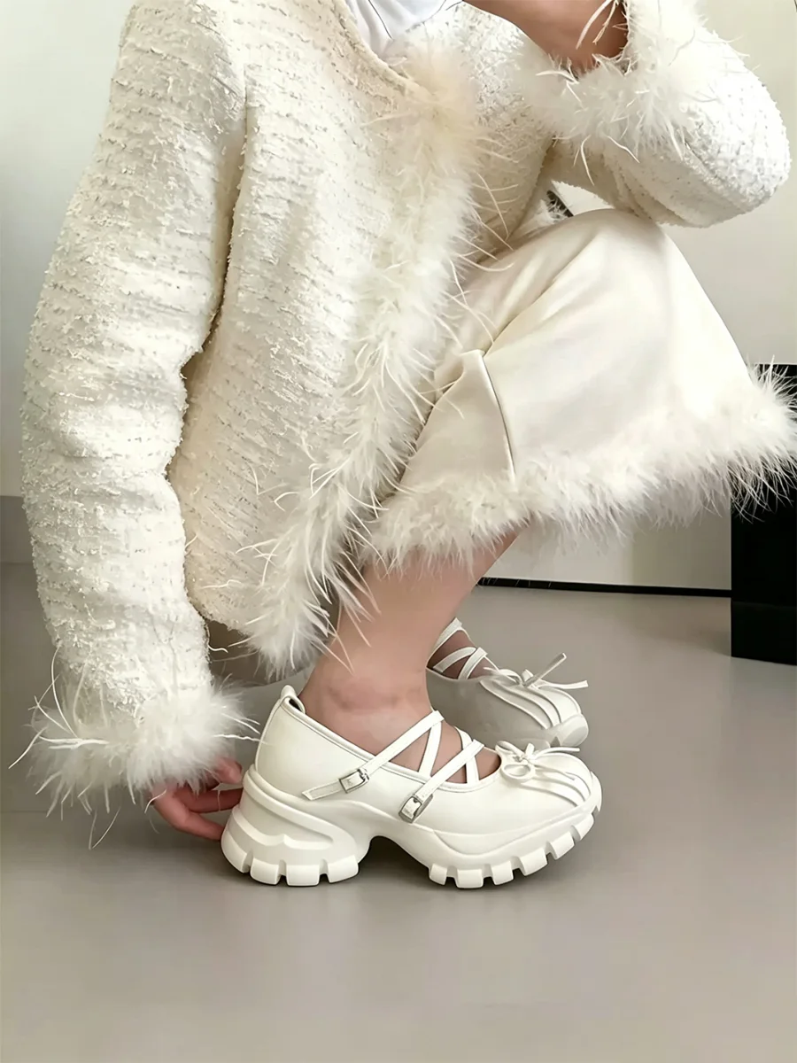 In lucky | Platform Mary Jane Flats - 2