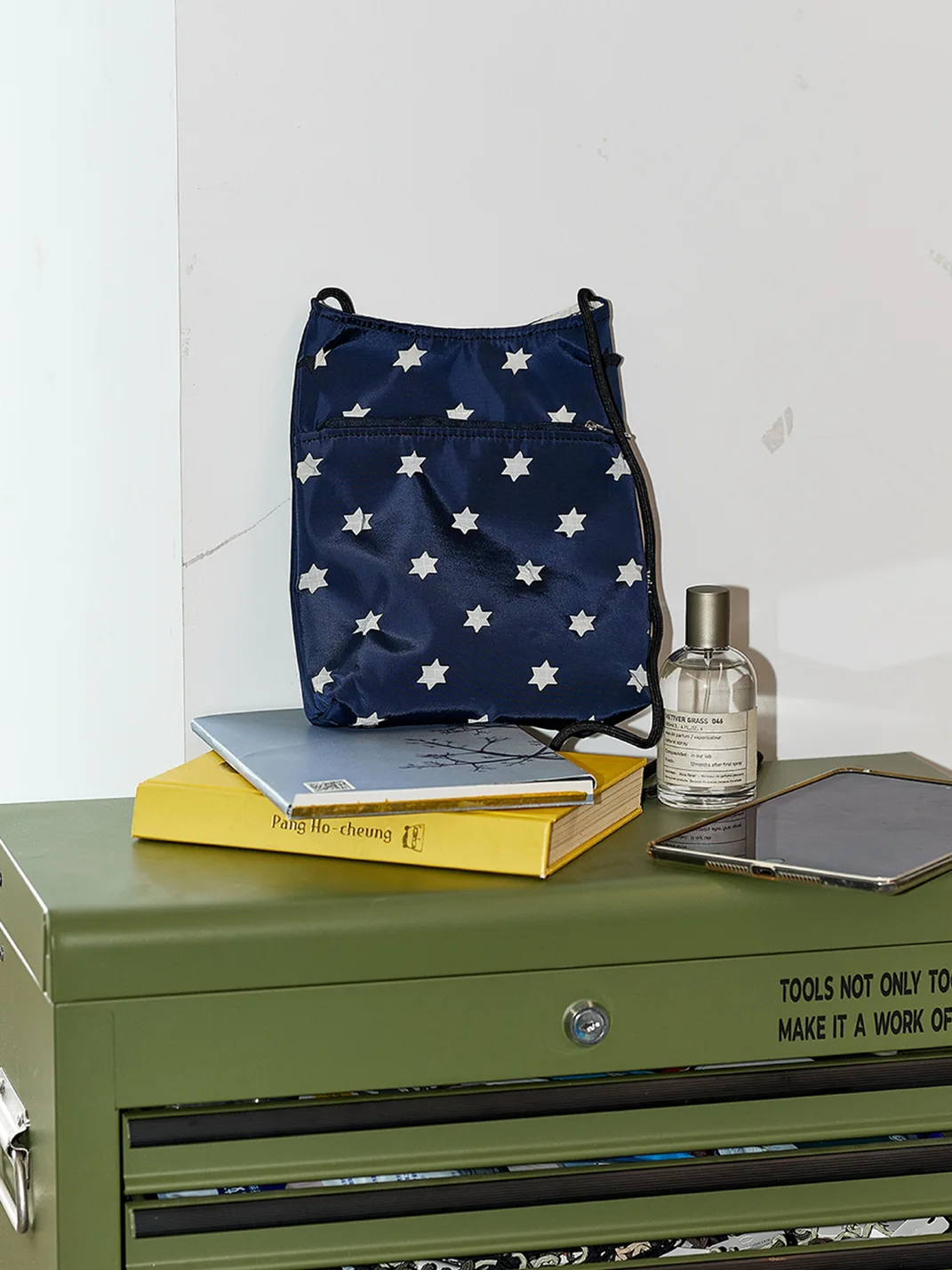 Wishmore | Star Cutout Colorblock Mini Crossbody Bag