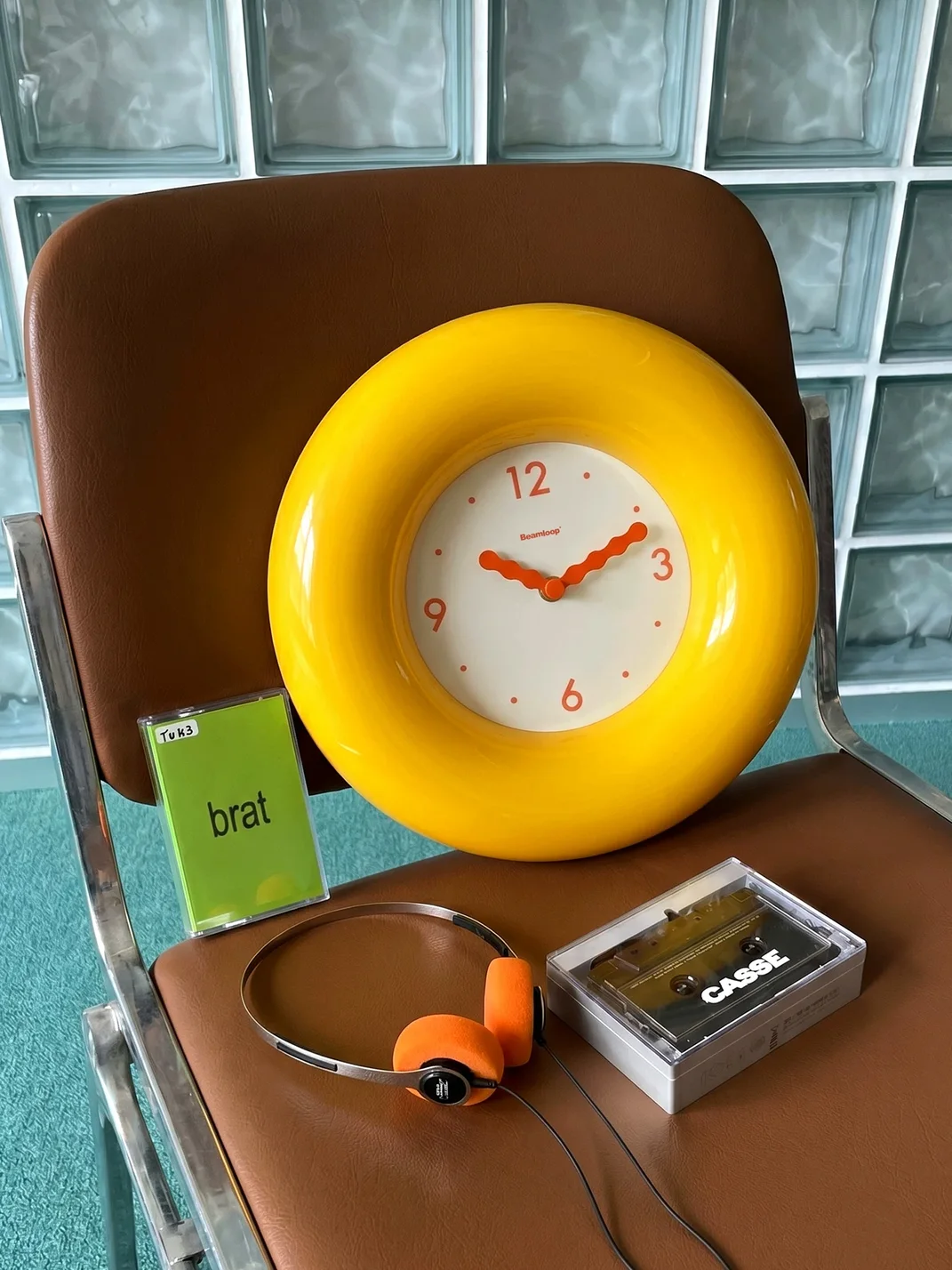 Botro | Bauhaus Retro Bagel Wall Clock