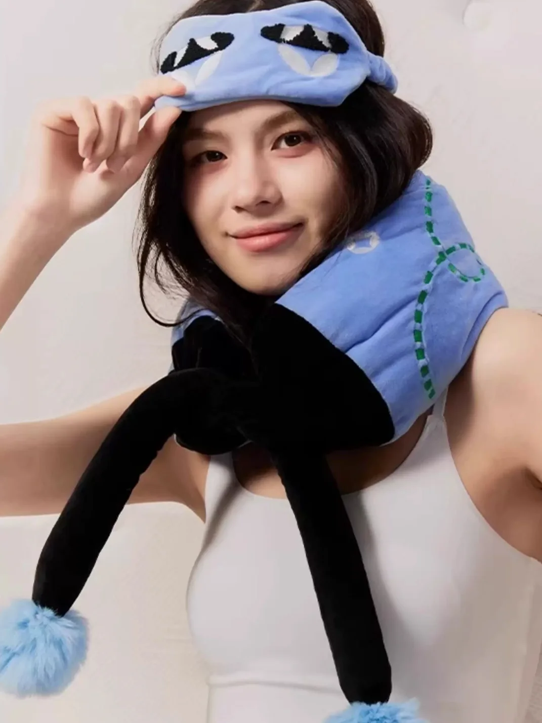 Wishmore | Portable Travel Neck Pillow Set