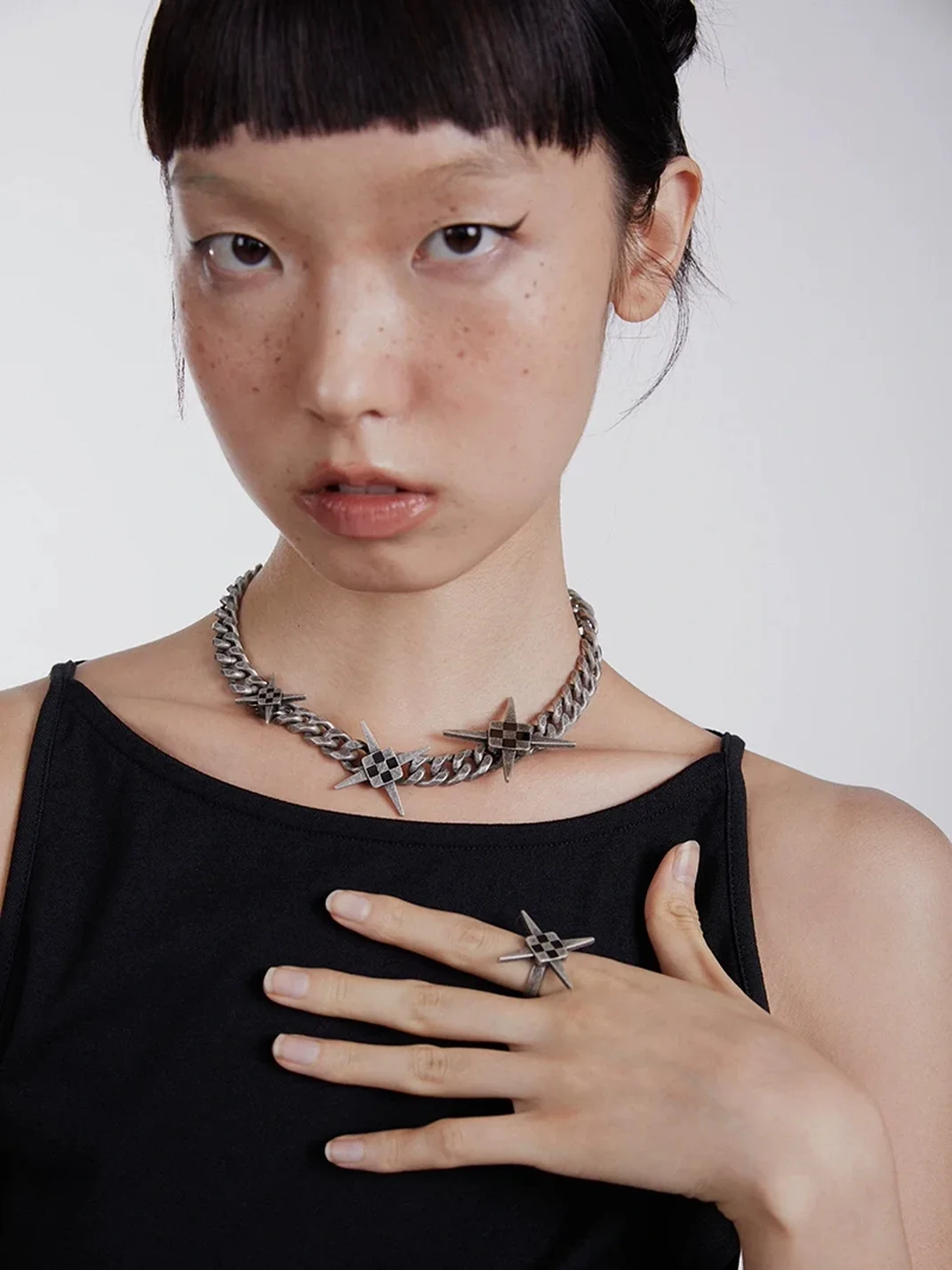 SchwarzGold | Distressed Geometric Cross Cuban Chain Necklace