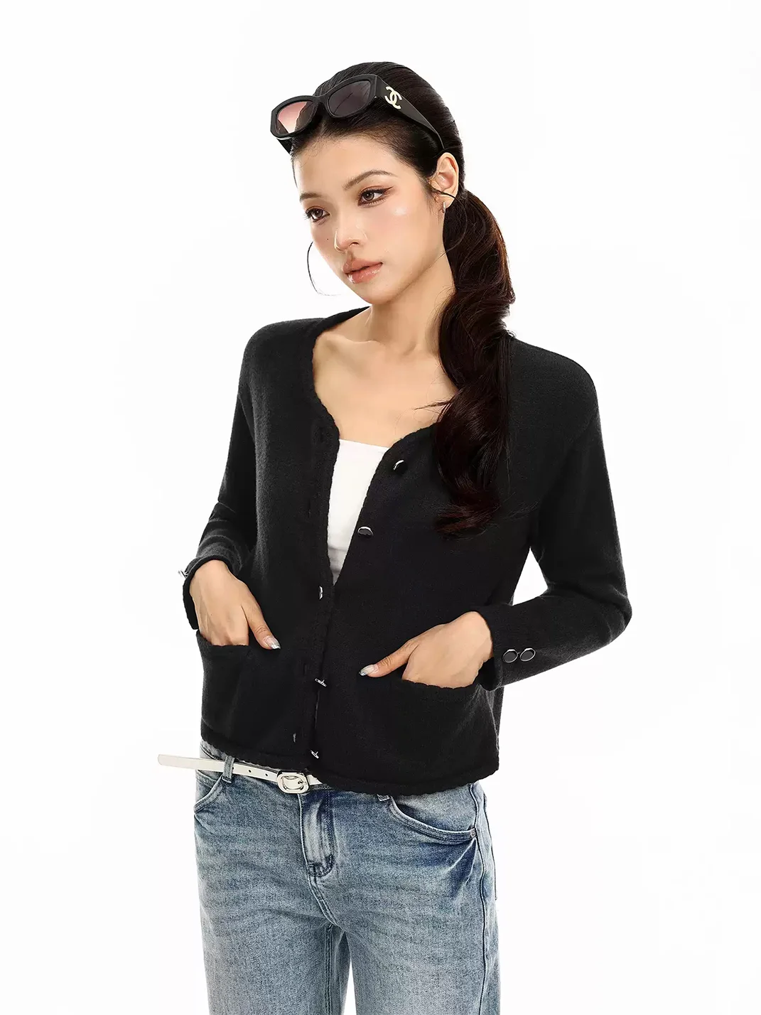 BIGGOLD | Cropped Button Knit Cardigan