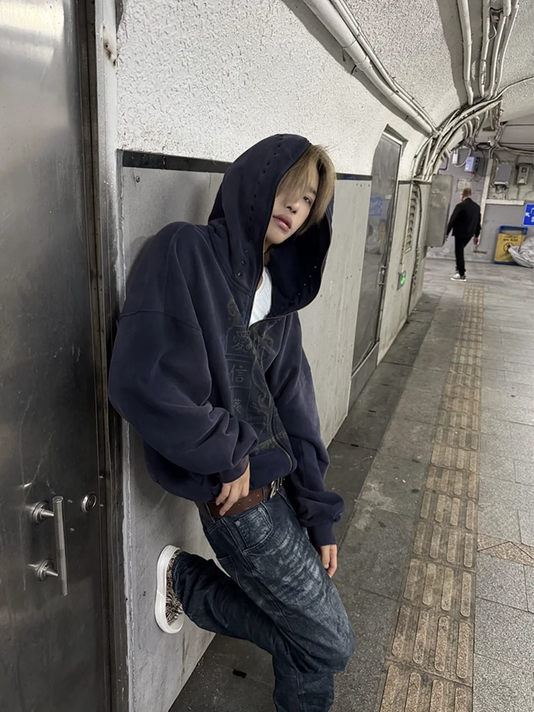 Tiesake | Distressed Dragon Graphic Zip Hoodie