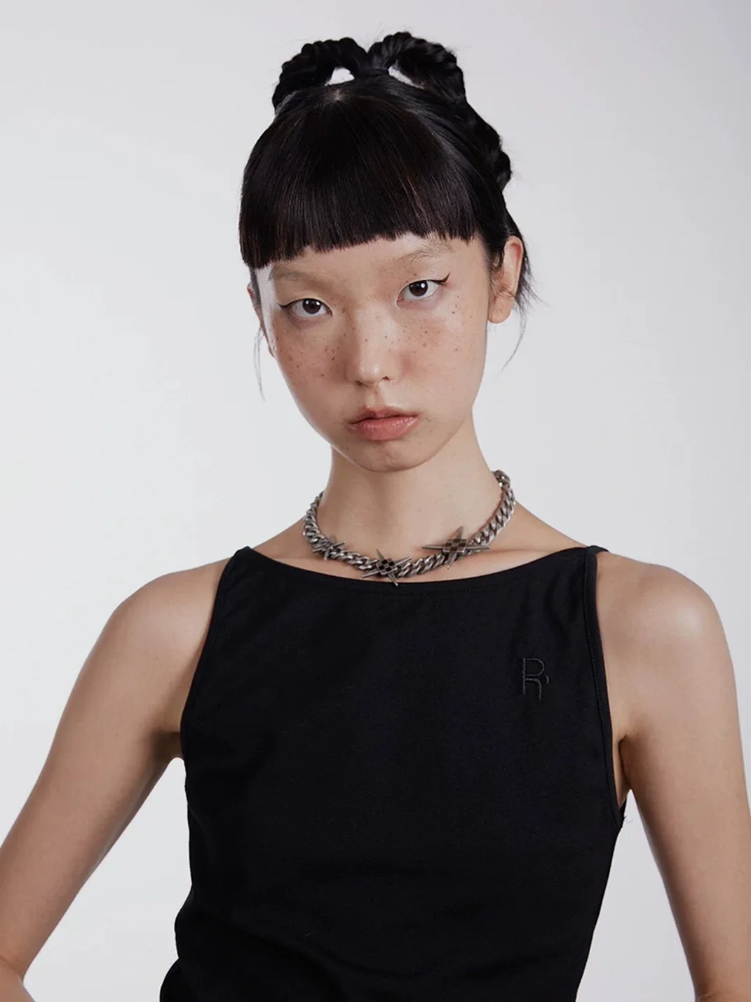 SchwarzGold | Distressed Geometric Cross Cuban Chain Necklace