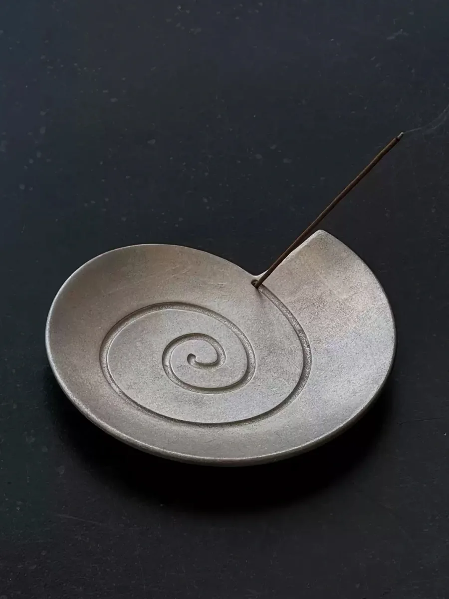 URFF DECO | Vintage Nautilus Metal Incense Jewelry Tray - 3
