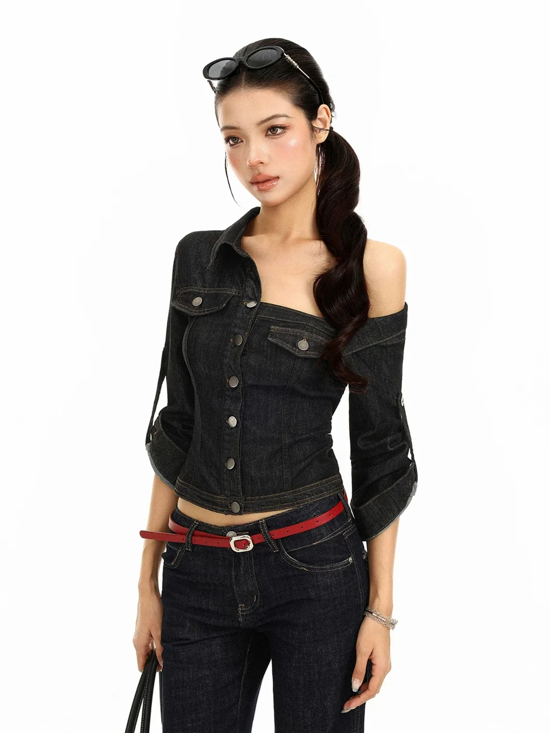 BIGGOLD | Off-Shoulder Cropped Denim Jacket