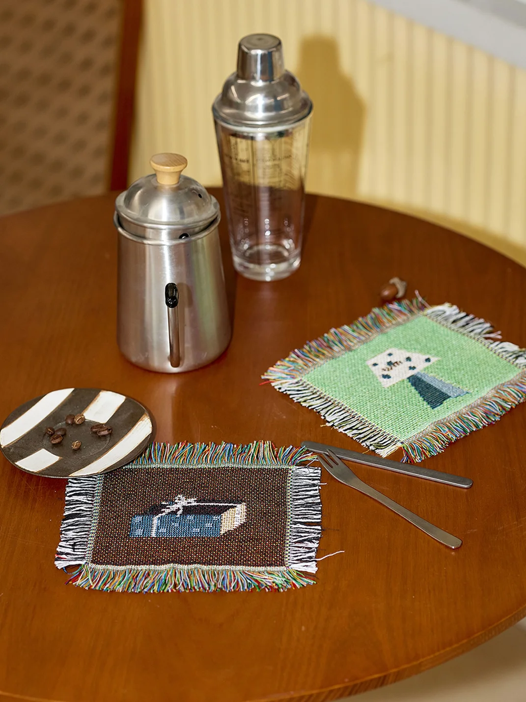 Wishmore | Woven Embroidered Tassel Coaster