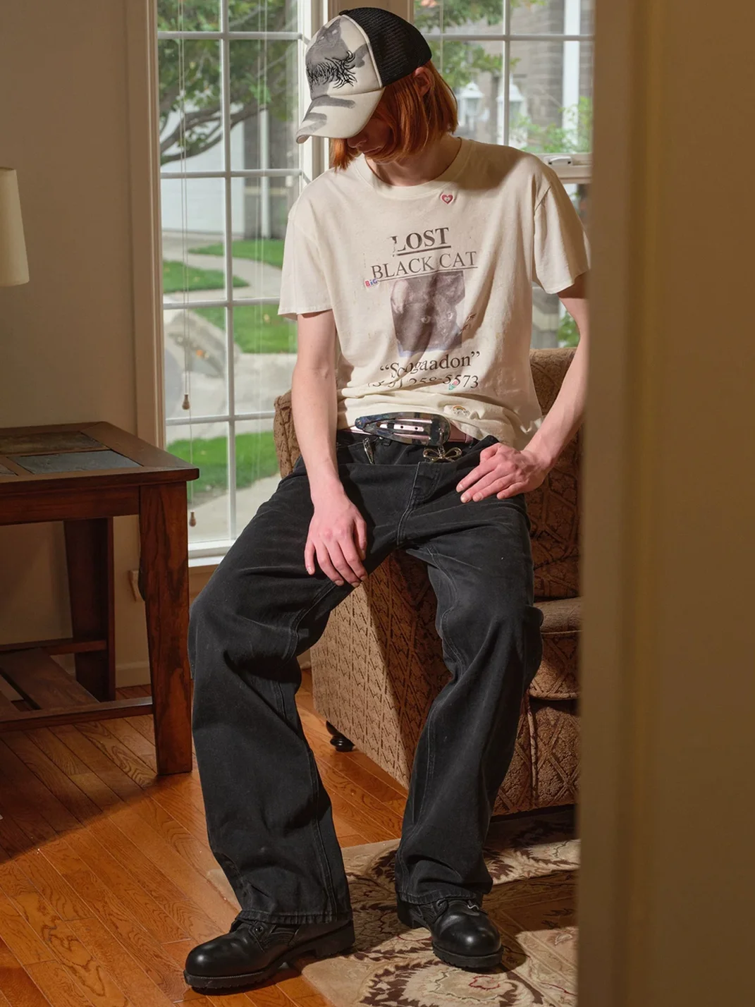 SONGAADON | Lost Cat Graphic Slim Fit Linen Blend T-Shirt