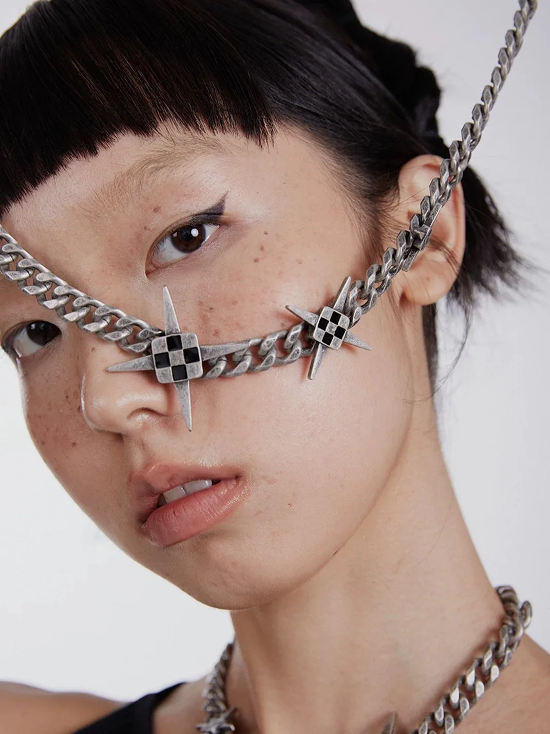 SchwarzGold | Distressed Geometric Cross Cuban Chain Necklace