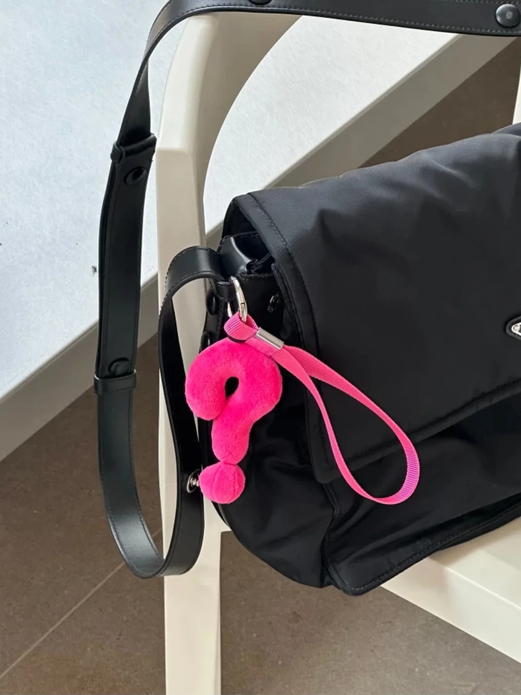 3melifestyle | Question Mark Plush Keychain Charm