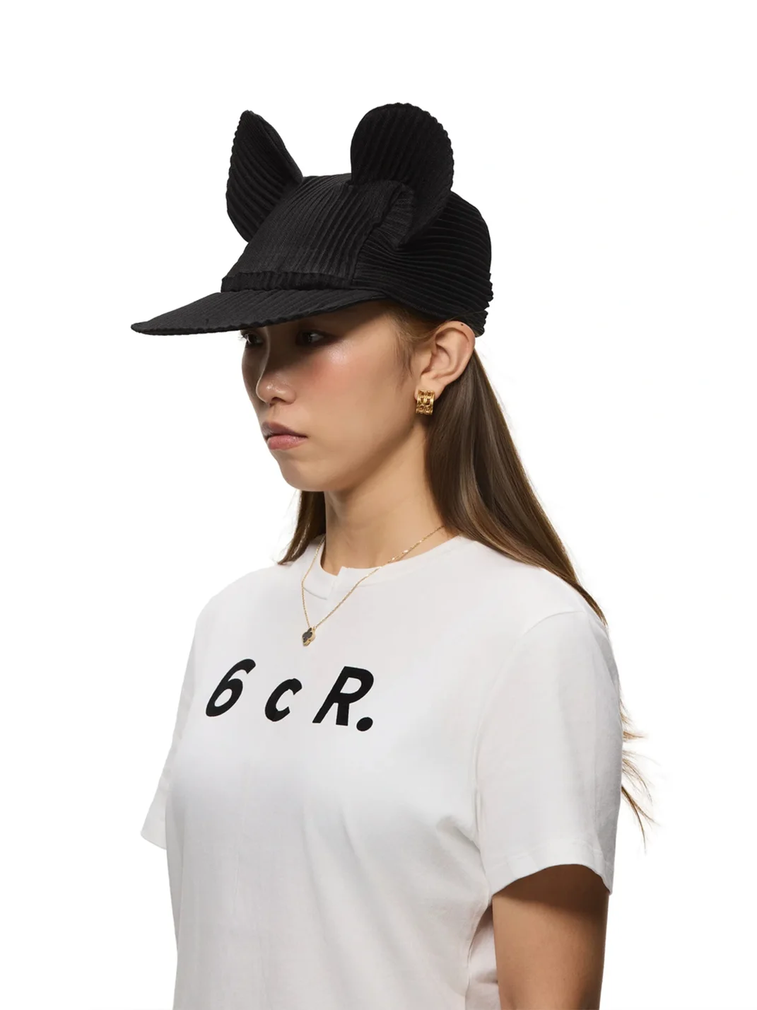 6CRAYON | Black Pleated Mouse Ear Baseball Cap