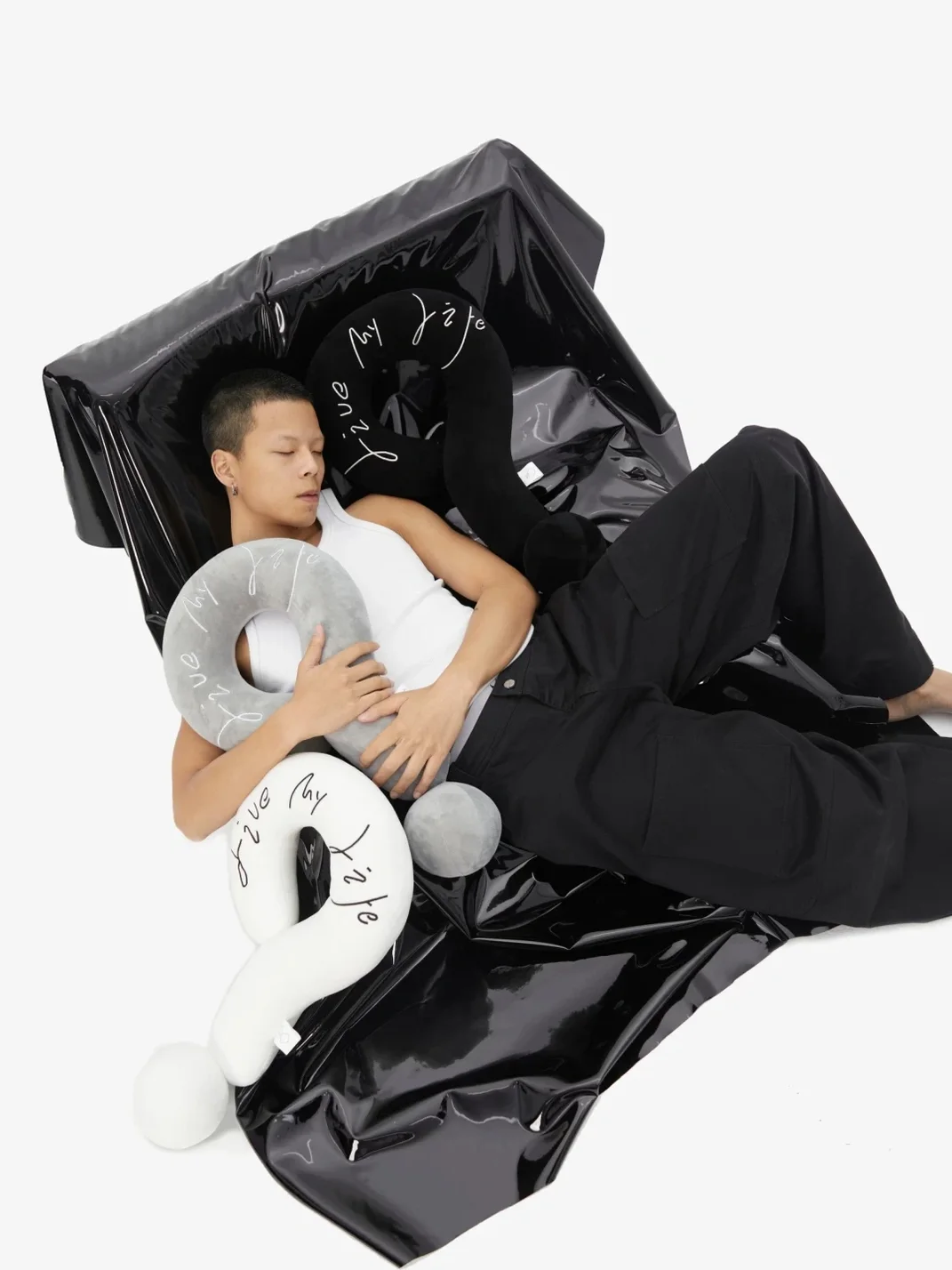 3melifestyle | Question Mark Neck Pillow Cushion