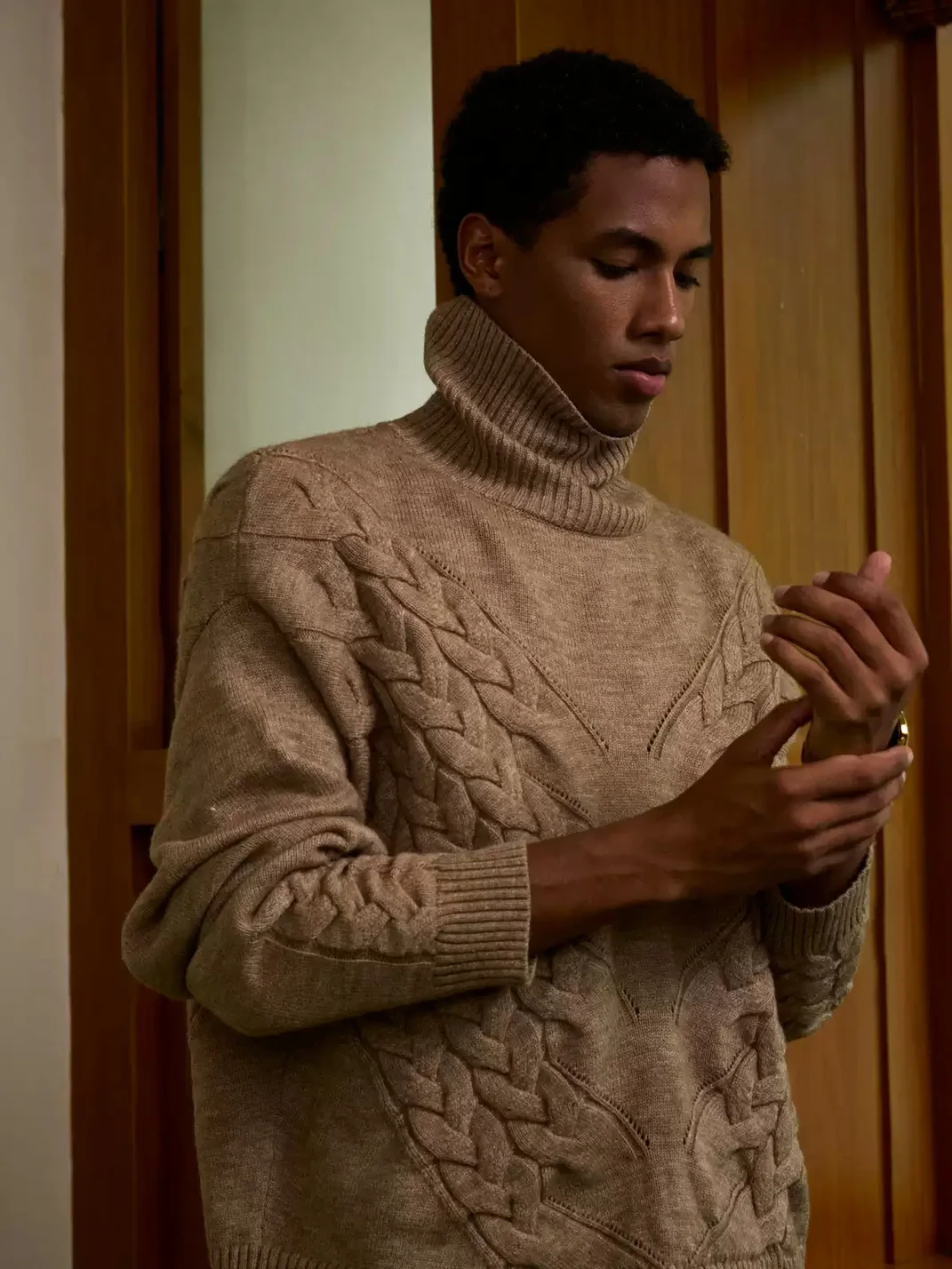 OPENFLY | Symmetrical Cable Knit Turtleneck Sweater