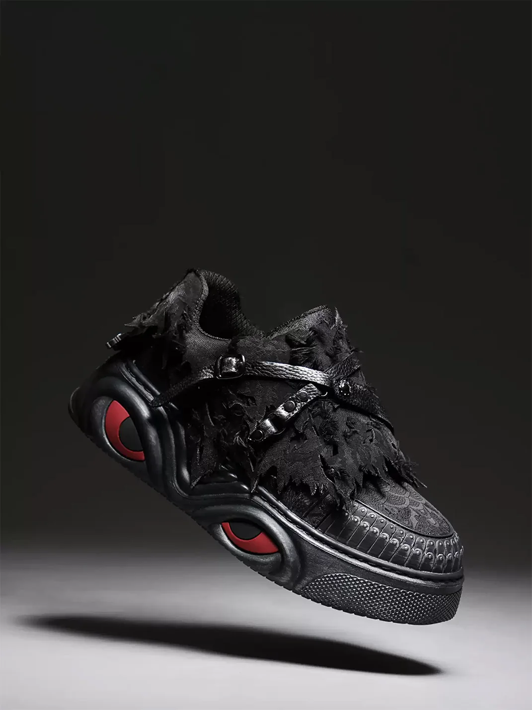 SGSX | Distressed Buckle Chunky Sneakers