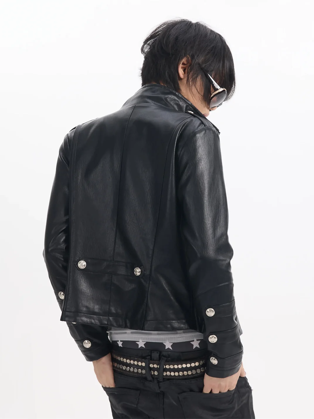 NumbAsia | Fitted Epaulet Button-Decorated Leather Jacket