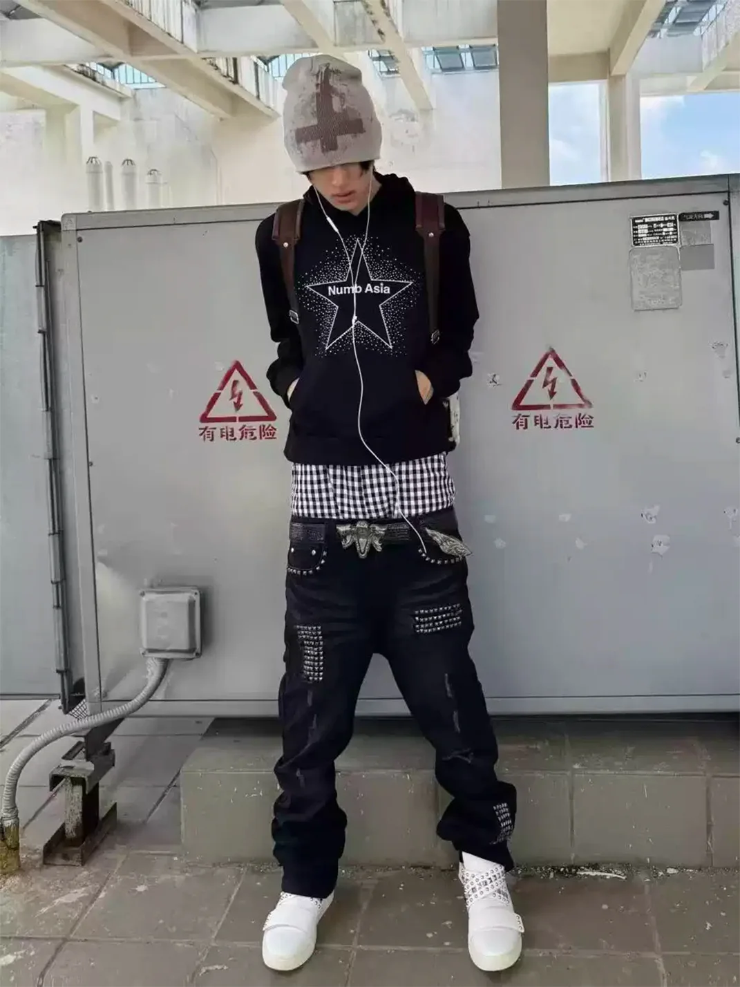 NumbAsia | Rhinestone Star Print Loose Pullover Hoodie