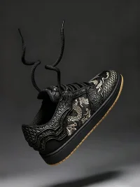 SGSX | Black Low-Top Dragon Embroidered Sneakers