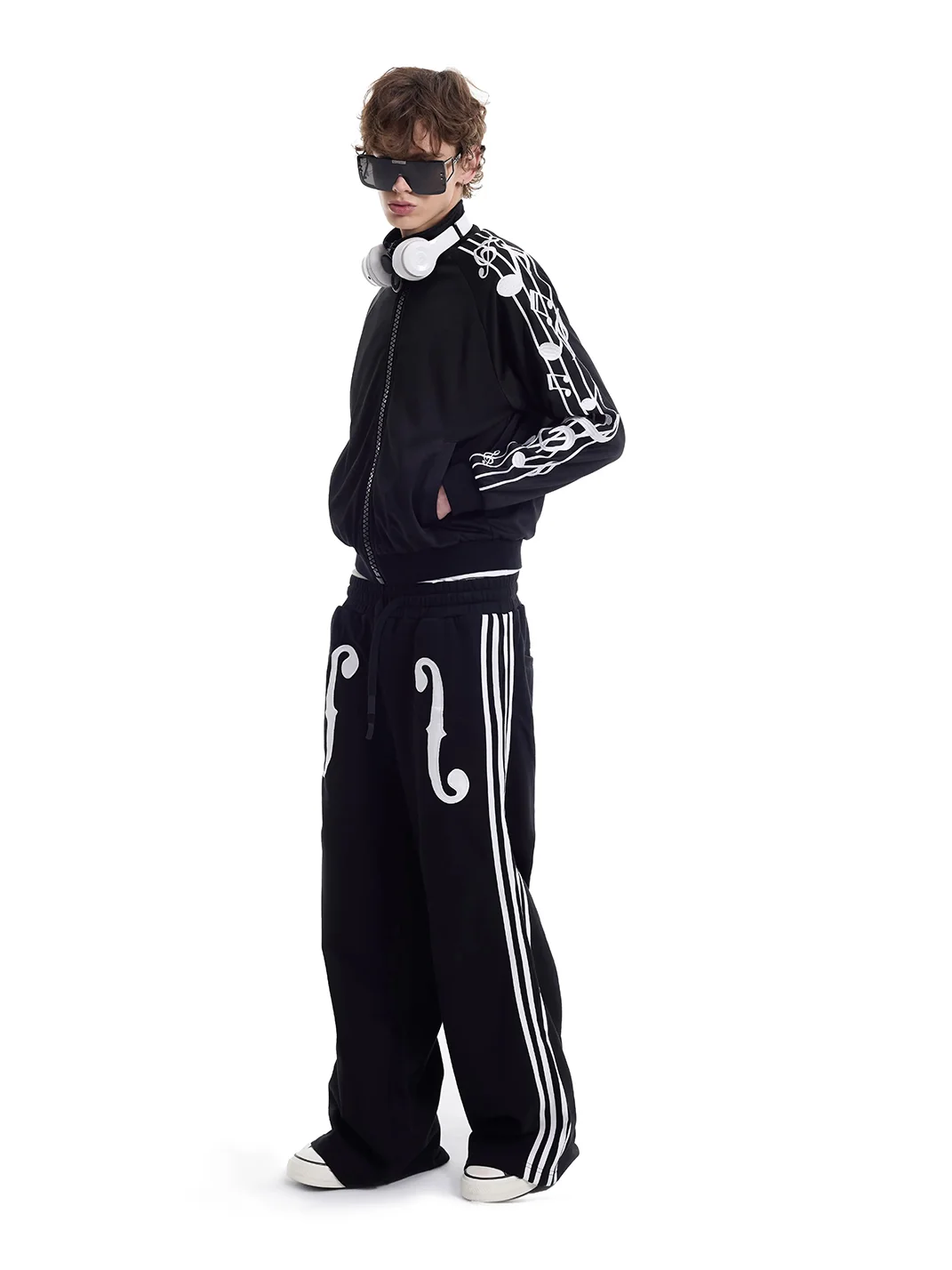 NumbAsia | Musical Note Embroidered Stand Collar Zip Jacket