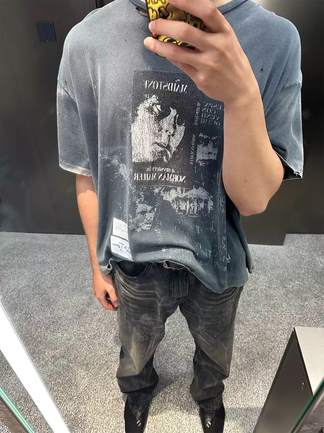 VOWPROGRESS | Distressed Washed Graphic Short Sleeve T-Shirt