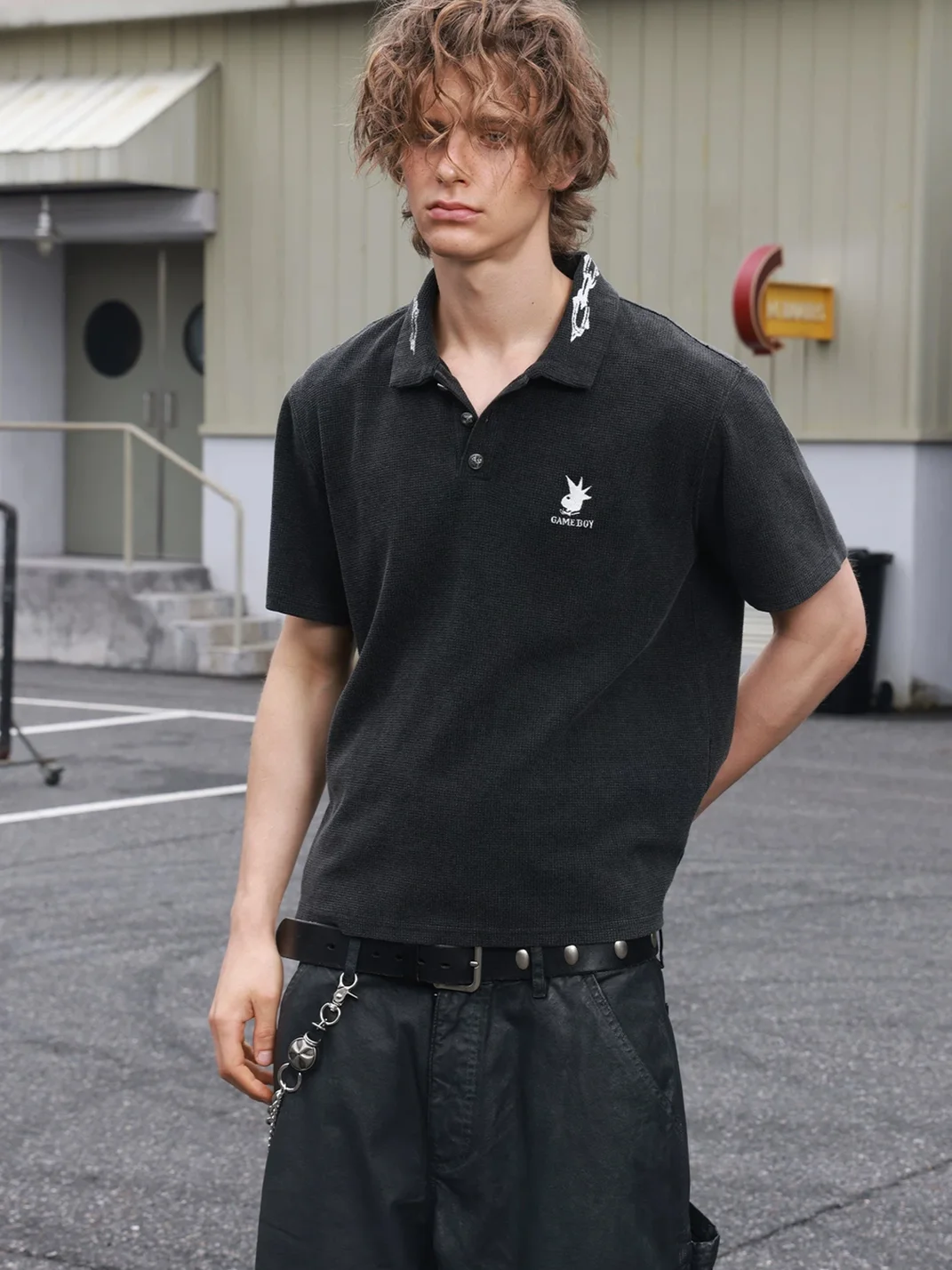 SAXGENWON | Washed Distressed Waffle Embroidered Polo Shirt