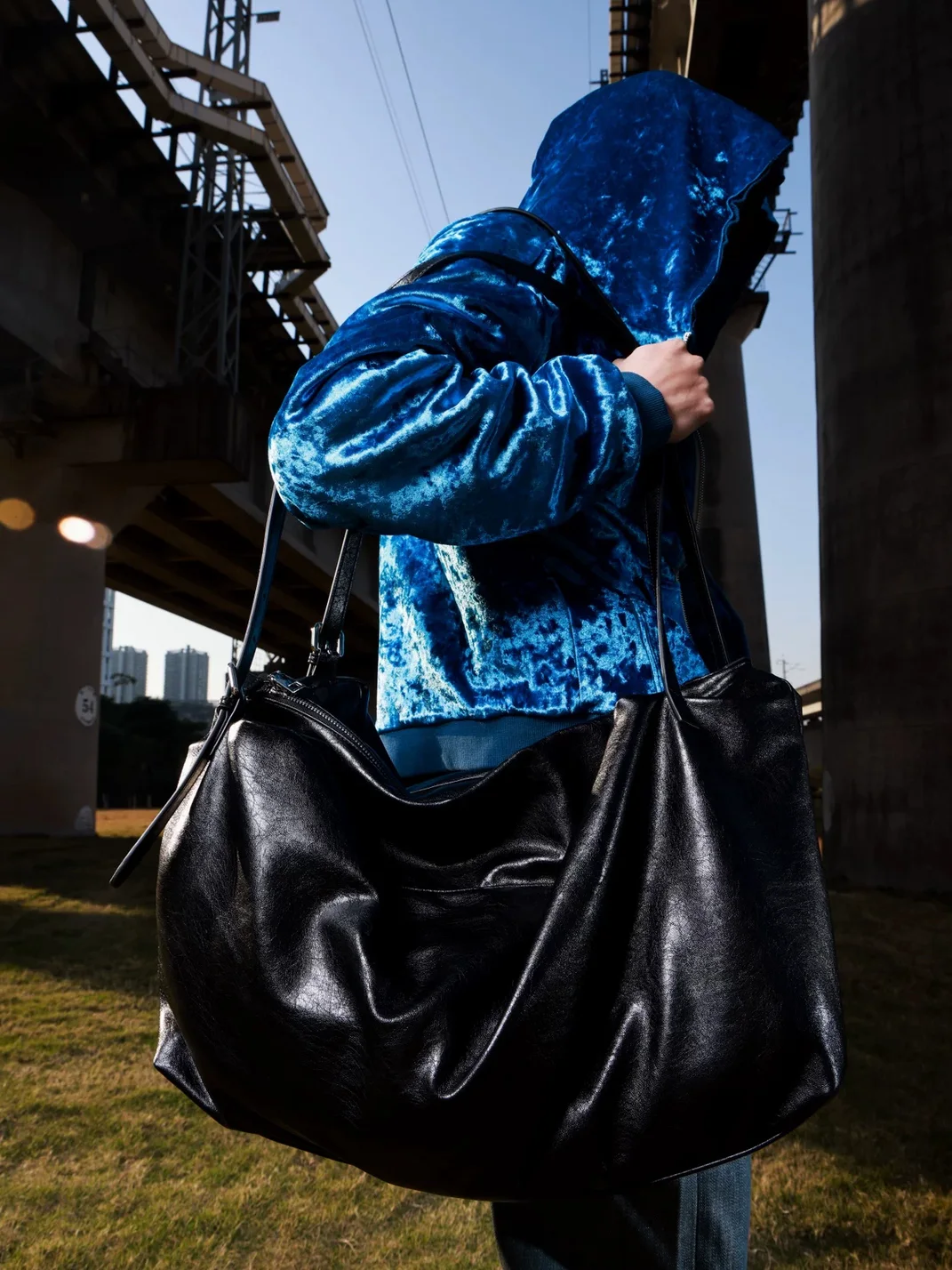VOWPROGRESS | Large Textured Shoulder Handbag