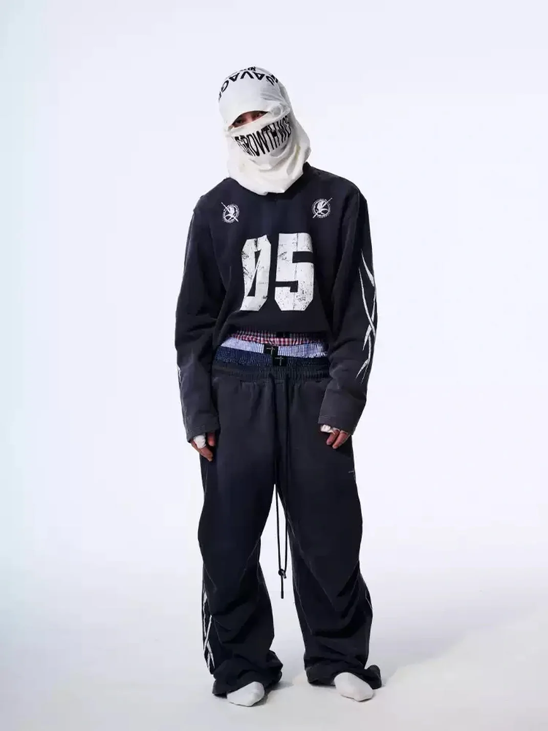 SAXGENWON | Washed Distressed Graphic Sweatshirt And Sweatpants Set