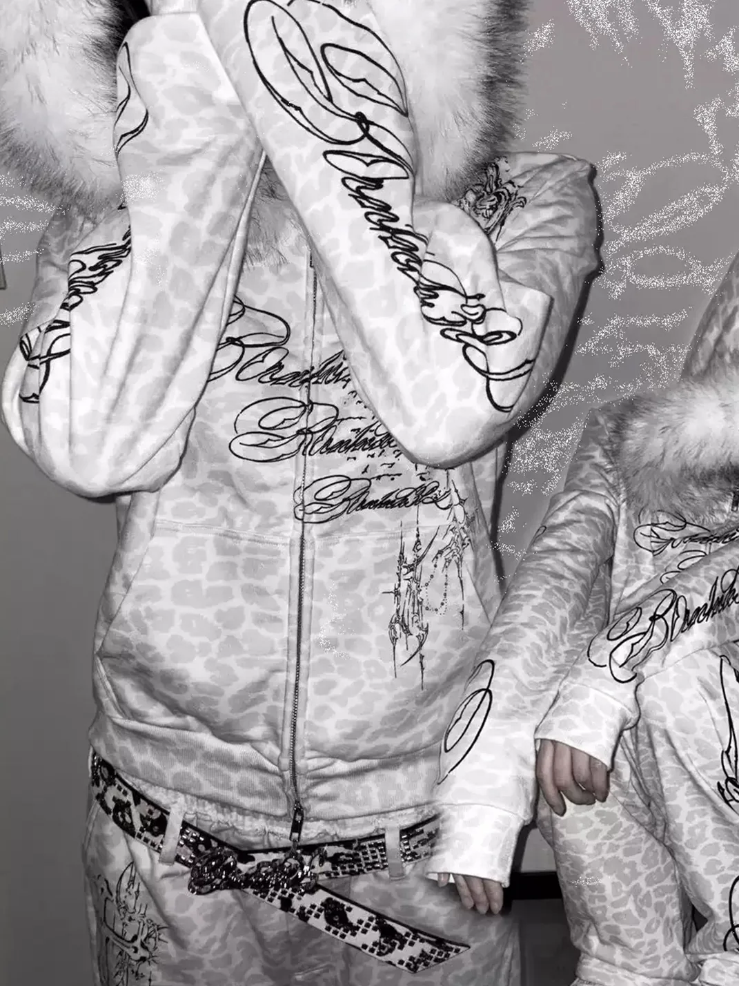B0RN1NH3LL | Leopard Print Plush Trim Zip Hoodie