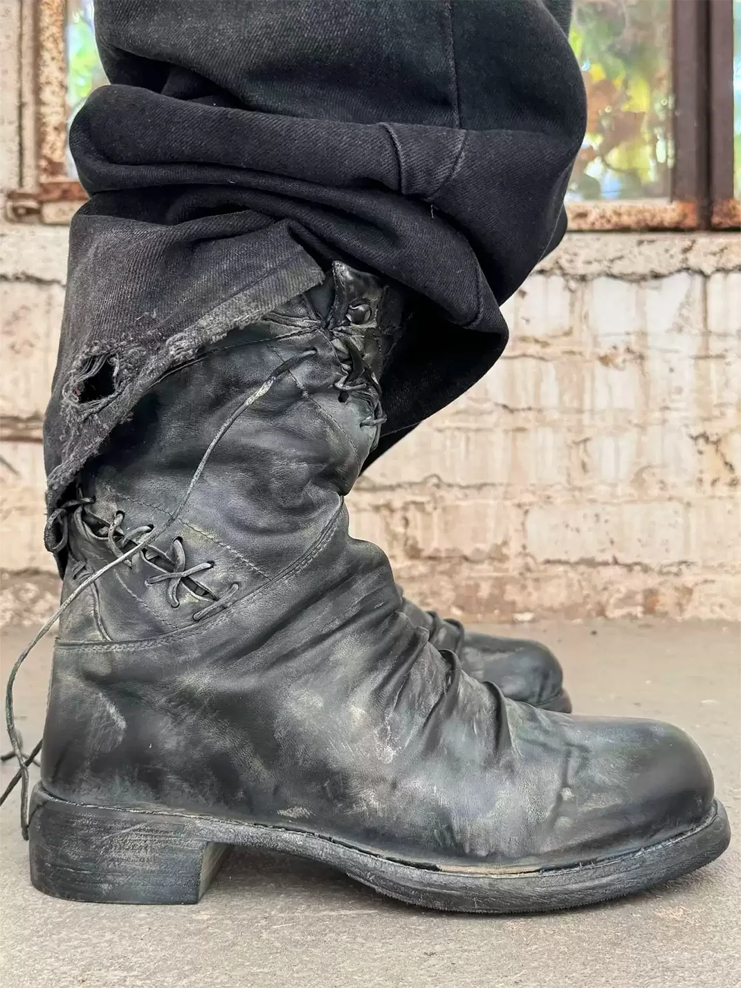VOWPROGRESS | Washed Horsehide Combat Boxing Boots